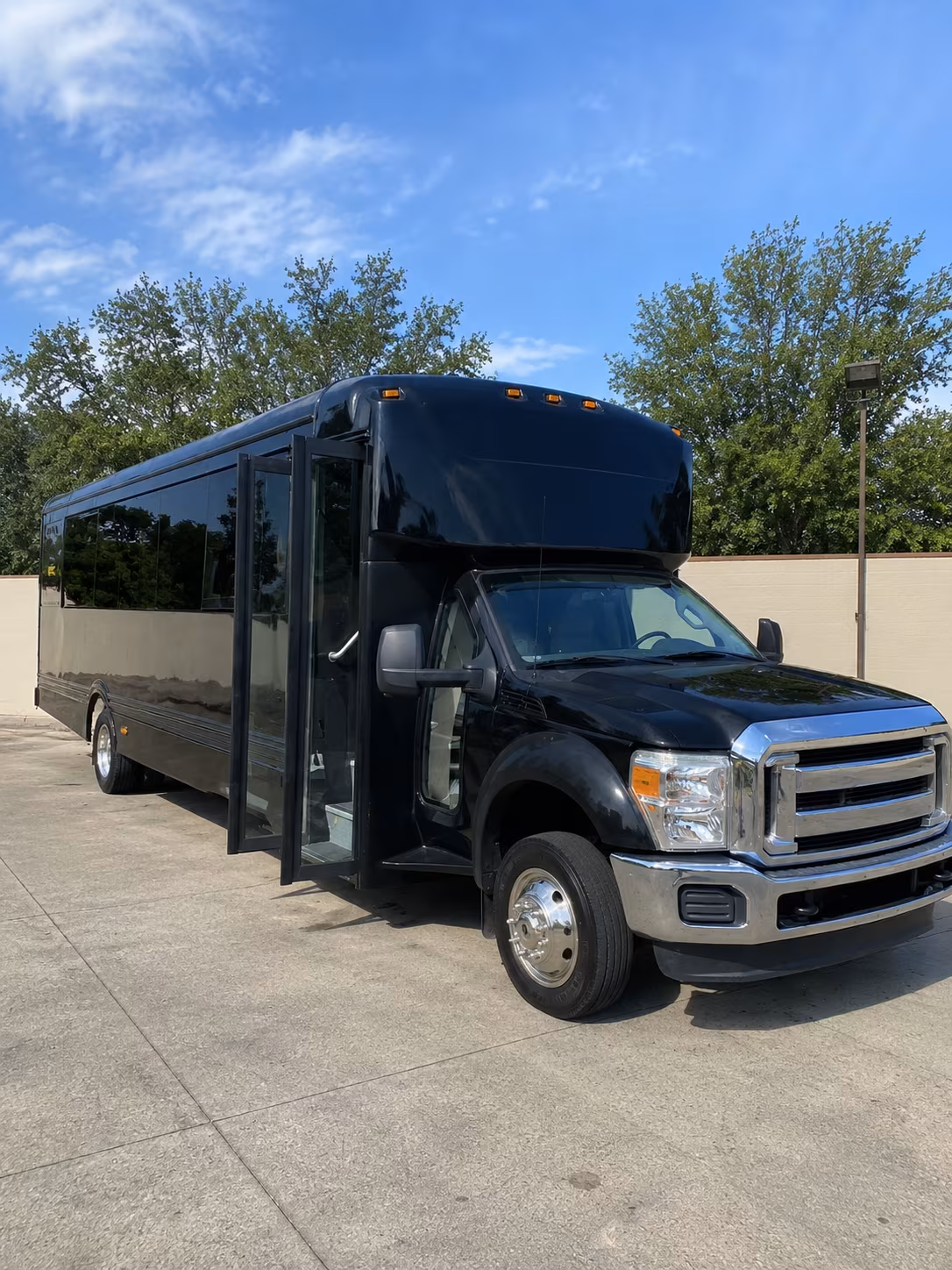 albuquerque 20 passenger party bus